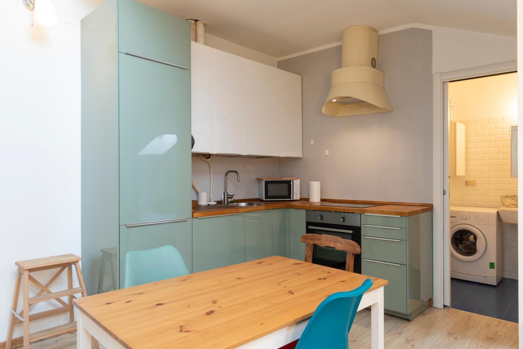 Ihost - Adige 17 Apartment